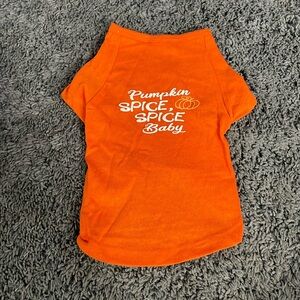 NWOT size small “pumpkin spice, spice baby” dog shirt